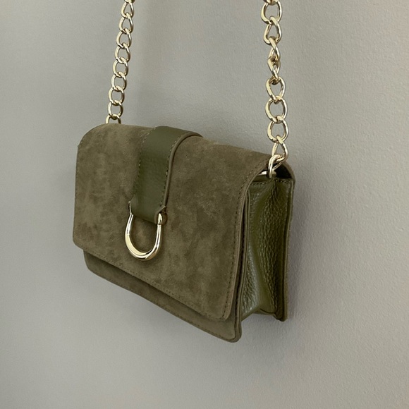 Talbot's Suede Leather NWOT Small Crossbody. - Picture 2 of 12